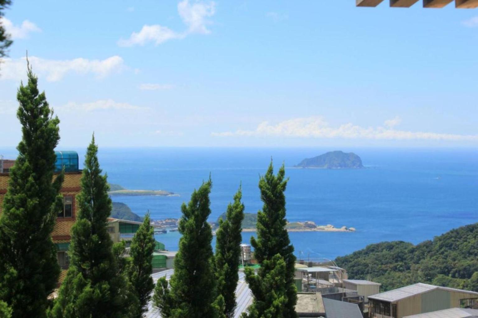 九份山海灣民宿 I 近老街 L 海景檜木房 Exterior photo